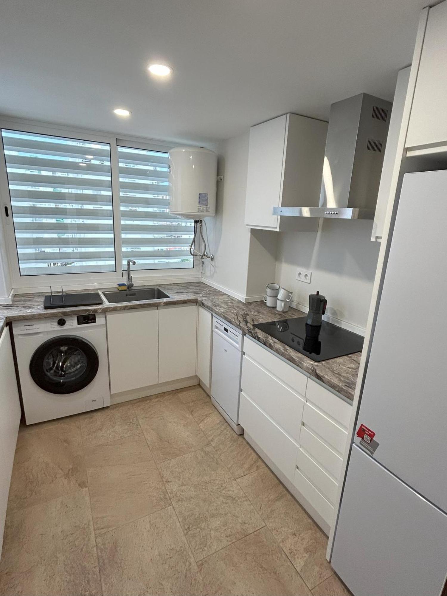 Apartamento Gandia Playa 150M Playa Con Parking Privado Y Piscina Playa de Gandia Zewnętrze zdjęcie